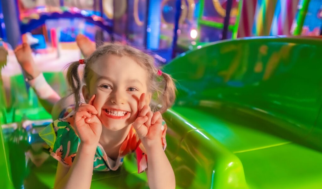 KidsPark Hugolassa riittää monipuolista tekemistä aina 2-vuotiaista aina alakouluikäisiin.