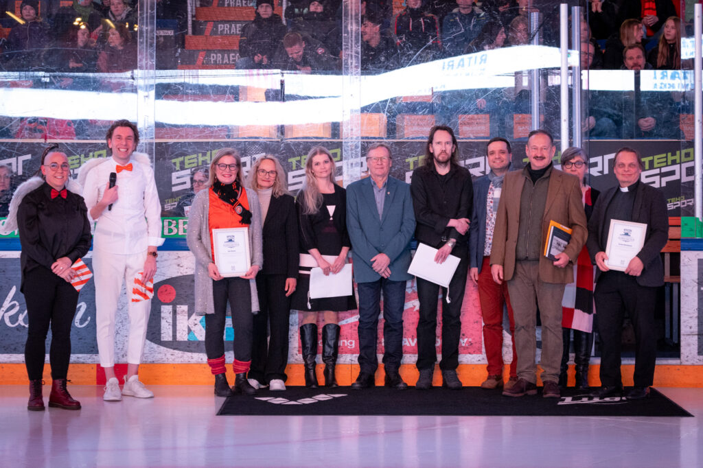 Kaupungin liikunta- ja kulttuuripalkinnon sekä Hyvin sanottu -palkinnon saajat 19.1.2024.