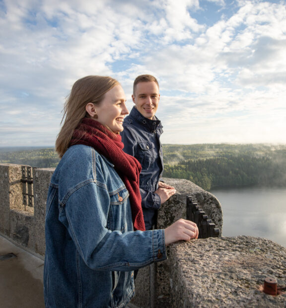 pariskunta hämeenlinnan aulangolla