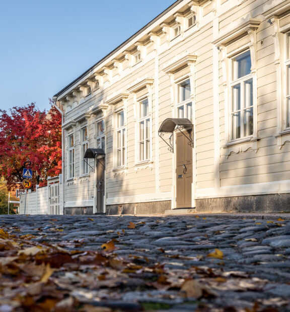 Puutalo Hämeenlinnan keskustassa