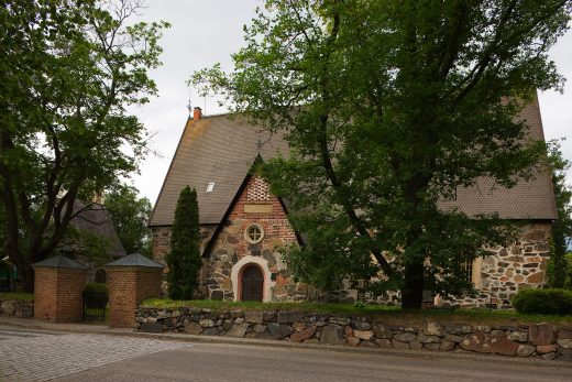 Entrance to Lammi Church.