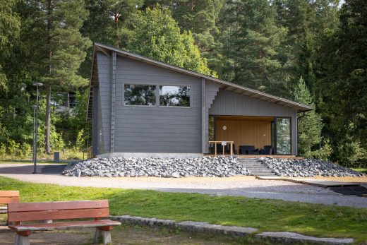 Lauteet-sauna Tervaniemen rannassa.
