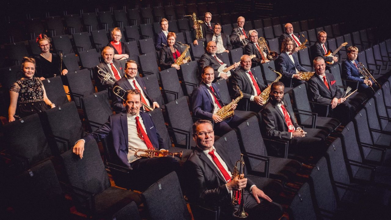 Swingin' with Basie - big band konsertti