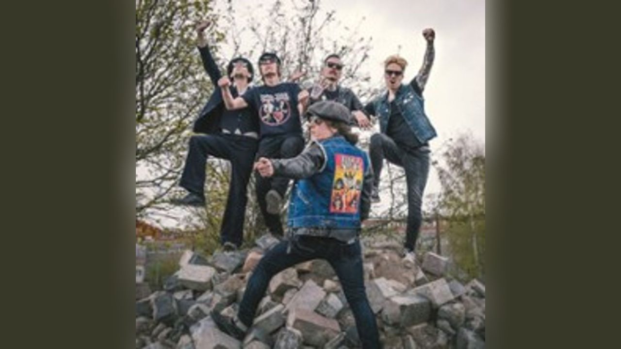 Ämyklubi: Kissiliivit