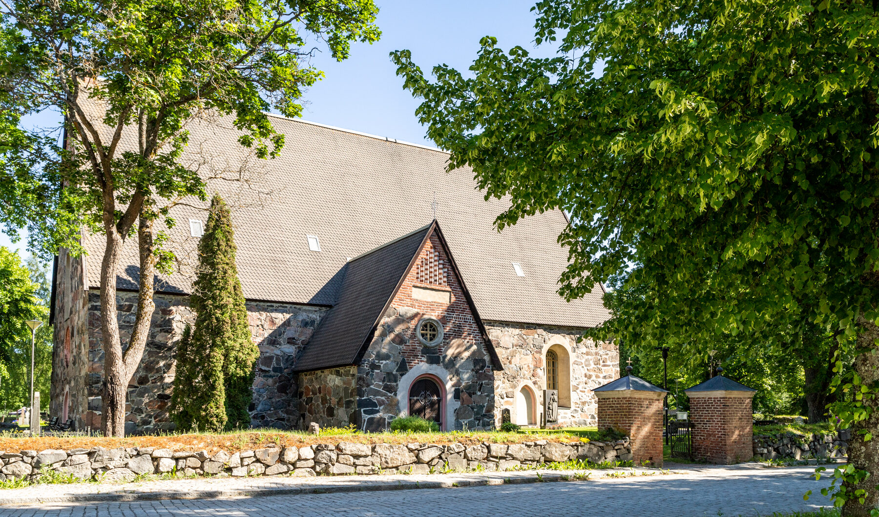 Exterior view of Lammi Church